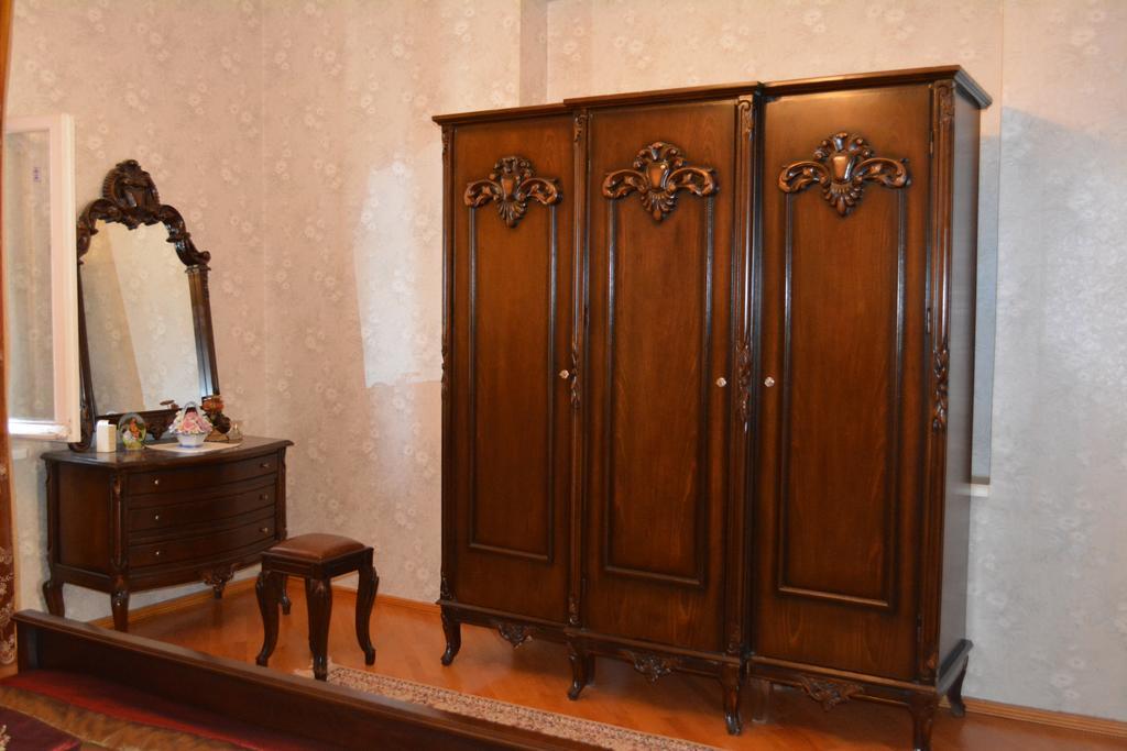 Guesthouse Giorgi Telavi Bagian luar foto